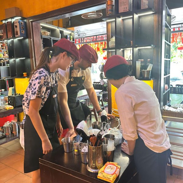 Hoi An coffee making class with Vietnamese Phin coffee