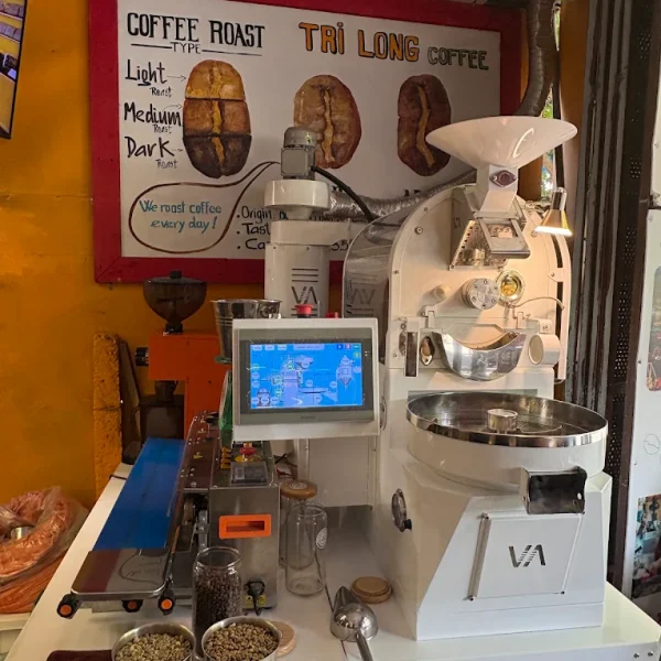 Modern coffee roasting machine with temperature control