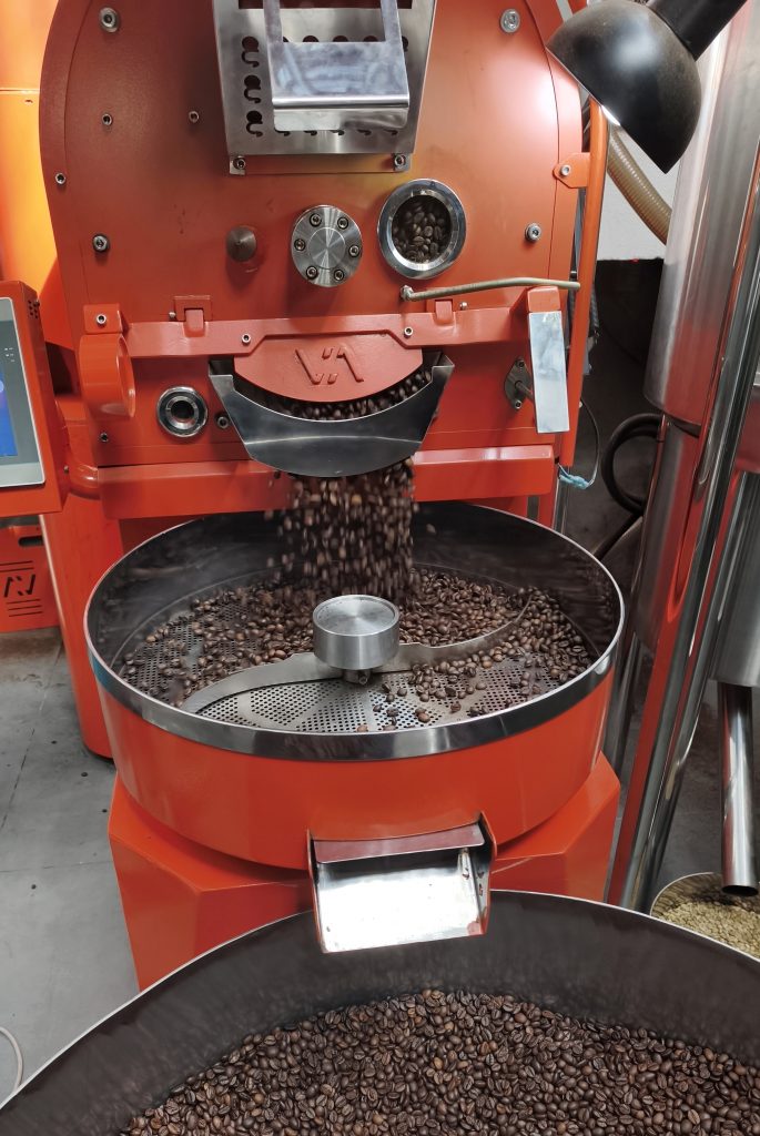 Gas coffee roaster with adjustable heat and temperature control